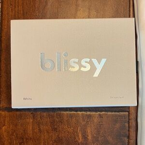 Blissy Standard White Pillowcase